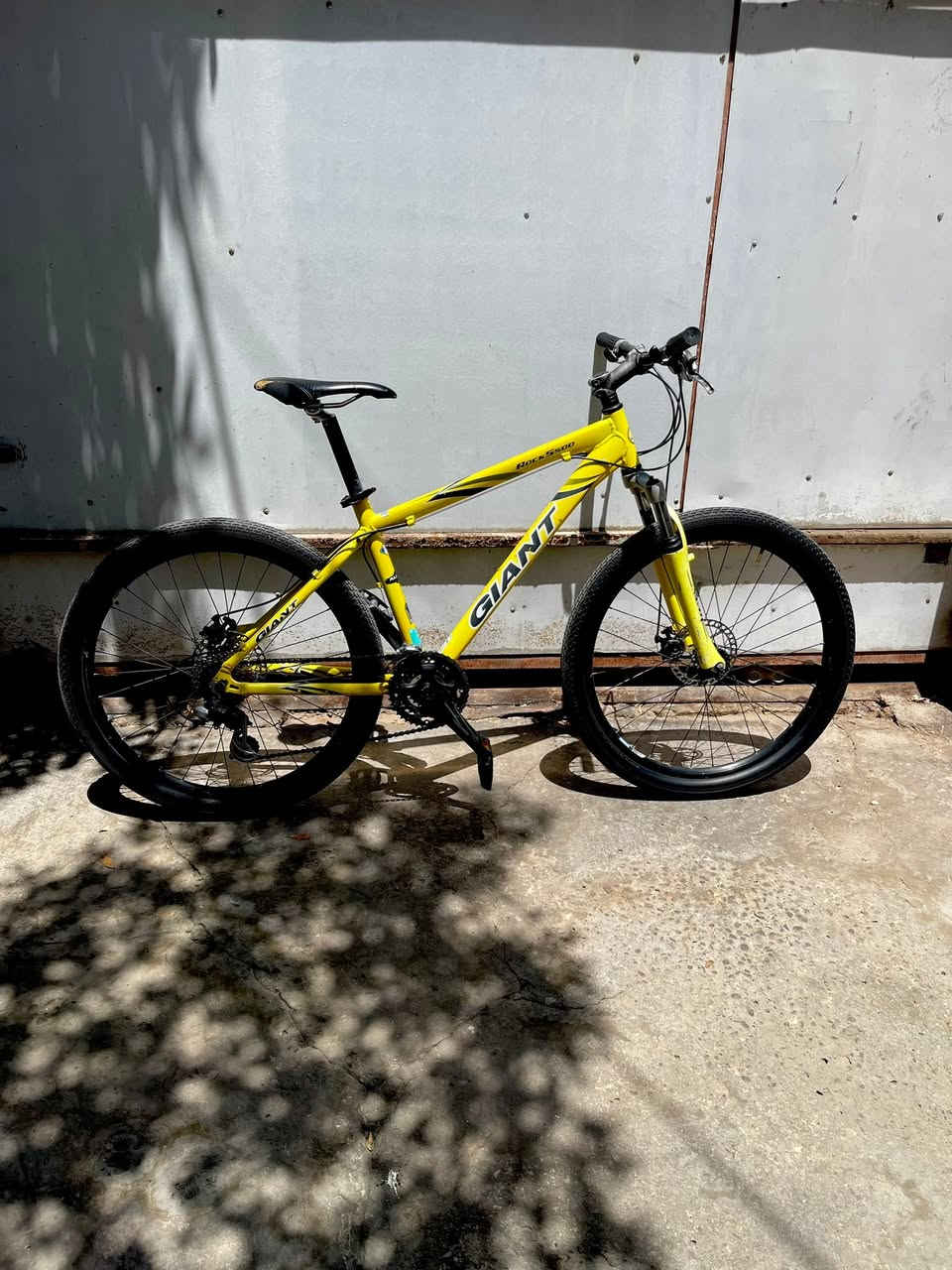 GIANT ROCK 5500
للبيع او مراوس *********** واتساب
