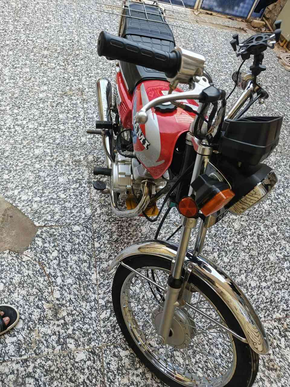 ٧ اوراق اصوليه دراجه موديل ١٦ داخله هزه واصله لرقم متواجد وتساب ***********
