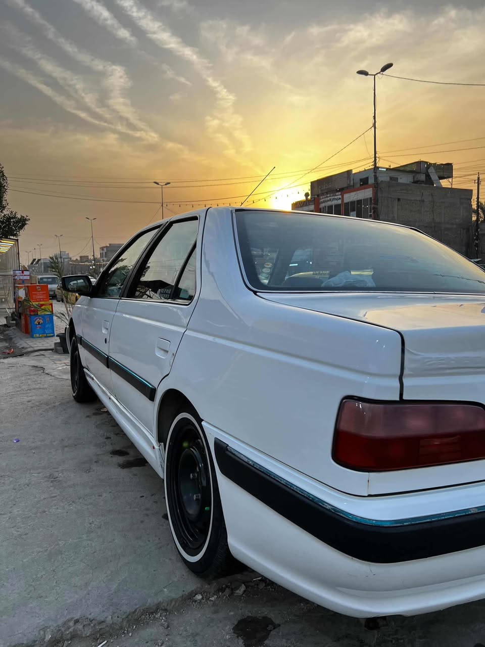 السلام عليكم 
بيجو بارص موديل 22

كفاله عامه ماعده باب الخلفي نص صبغ 

العنوان بغداد الشعب 

***********
