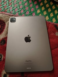 ايباد M2 • ١٢٨ • نجف حي الرحمه