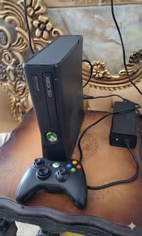 اكس بوكس 360 • نضيف • جويستك واحد