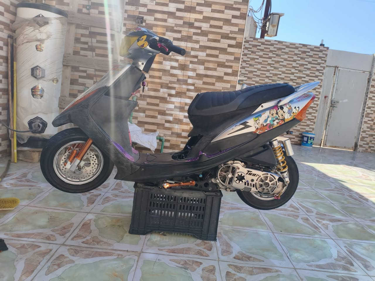 ماكس عدلة ٥٥ ***********واتساب أو خاص 
مزوعة تزويد 
كفر اصلي موشم
ويل مشيف اصلي
دبل قزم 
دبل خلفي RGS
قبق شاصي
فرانك بريك
يدأت ابريك 
يدأت بنزين 
عضمة سكليتر
قبق فلاوين
صالنصة
عداد رياضي
قبات كاعية
قبق عمبار 
كشن٤ولف
شوتة ٤ولف
قبق هندر رياضي
قطرة دهن
قطرة اكسل
ستان صفح رياضي 
دوسات
بكلايت أو اشاير ٤ولف
