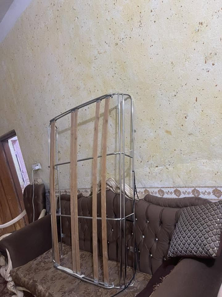 سيبايه للبيع انكليزيه جديده قفلها 135 الف 
***********
قلعة صالح
