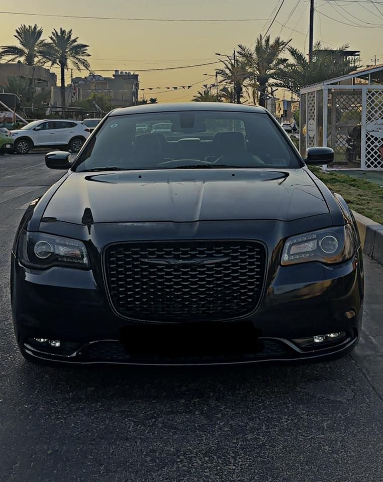 اوباما 2019 S ماشيه 91 الف وراد كندي بيها كلير كندا قطعتين فقط بدون اي حادث ولا ايرباك مواصفات الـS معروفه رقم بغداد الجديد بأسمي مكان السياره بغداد  
***********
