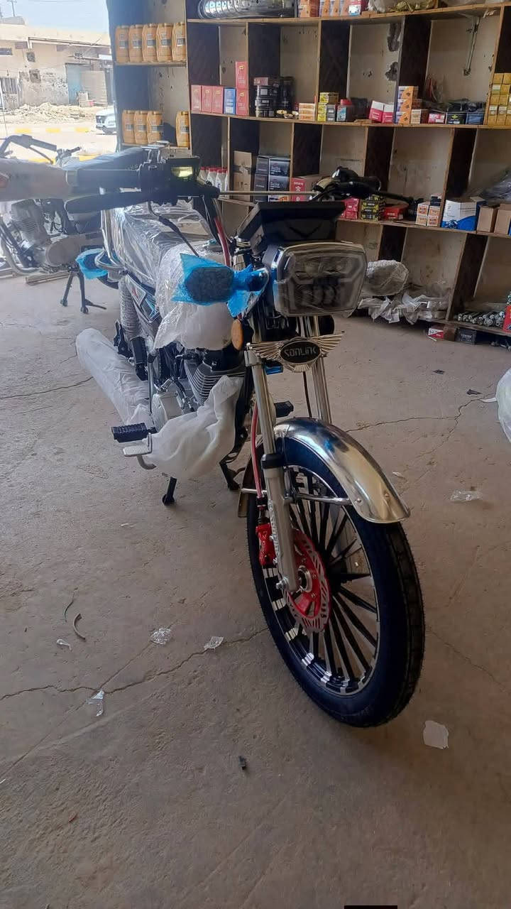 ياالله   //الأخوين للدراجات 🛵
الإستفسار //***********☎️***********
‼️ووصل الجديد السيفان 2026 زيروو الحديث
ال 26 ااصلي سولنك باب 1 مكينة 200ccc 
موجود جميع الالوان 🟩🟥🟪🟦🟨⬛🟧
‼️المكان//واسط الصويرة شارع السبيس تقاطع حي الزهور
