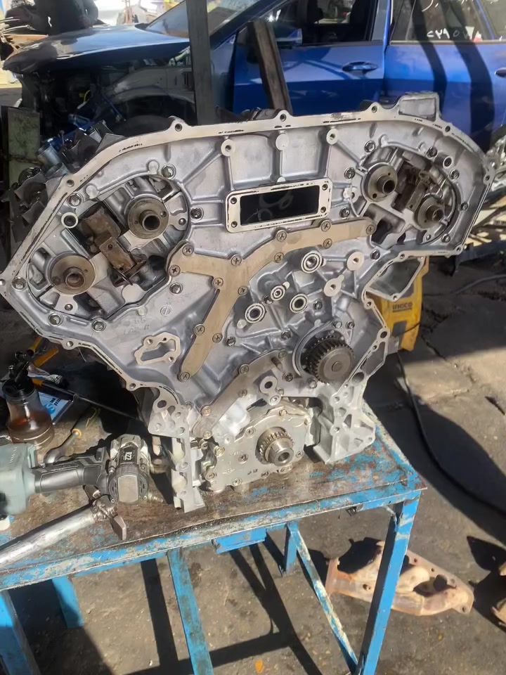 شرفني احد الاخوة عندة المحرك تالف بلكامل وتم التجفيت والحمد لله تحياتي اخوكم مهندس كرار  كرادة مجمع مشن ***********
