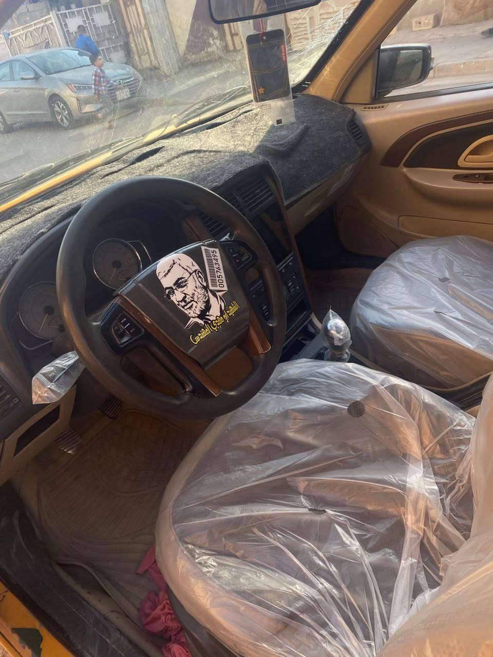 سلام عليكم سياره بيجو بارص2018 سياره باسمي جاهزه تبريد ثلج  كير حداديه  سياره متصرف ربع عليها تحويل مباشر  السعر55$قفل مكاني بغداد (***********)
