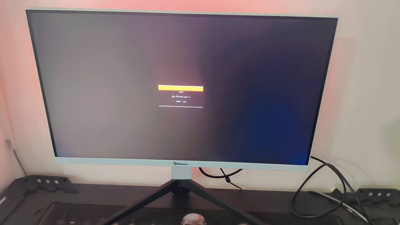 شاشة كيمنك جديد استعمال قليل مواصفاتها بصوره سعر 130 
دركسون كامل سعر 60 
يده عدد ثنين اكس بوكس اصلي سعر الوحده 50 
يوجد توصيل لجميع المحافضات
***********
