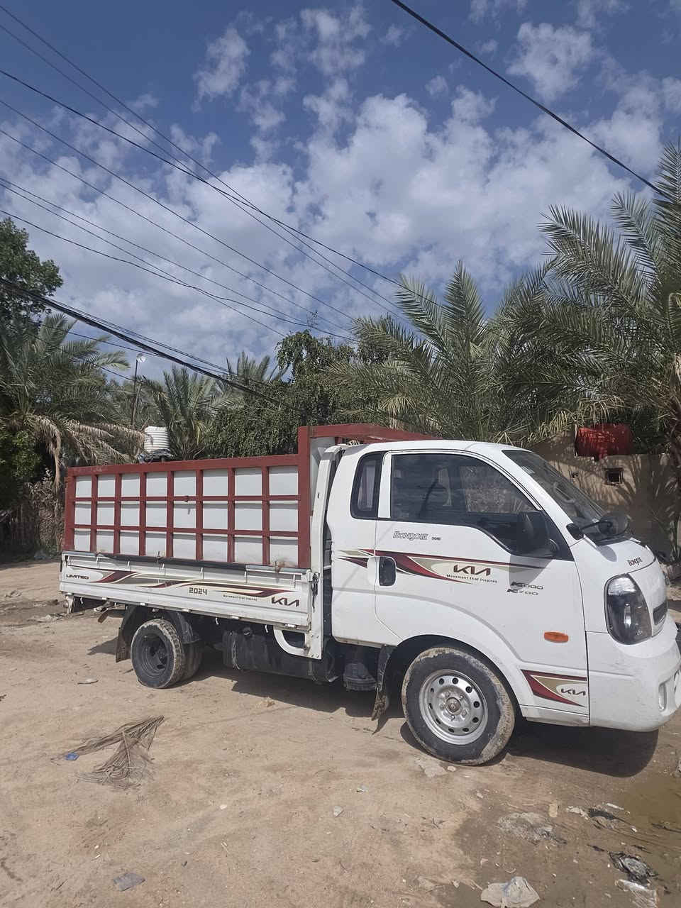 كيه بومه مسكر  متومه موديل 12 اصل محدثه 19سياره جديده بدون محجر مكينه بلكارتون سياره جاهزه للعمل السعر 57 بيهه مجال بصيط العنوان نجف الستفسار ***********
