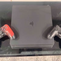 ، بلي 4 اصدار 13.04 نظيف ما مفتوح مع 2 جوستكات (تجاريات) بسعر 160 الف ...