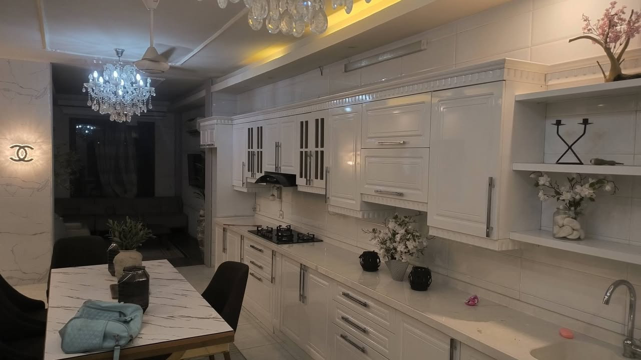 كاونتر شغل درجه اول مع كامل ملحقاتها للبيع استفسار ***********
