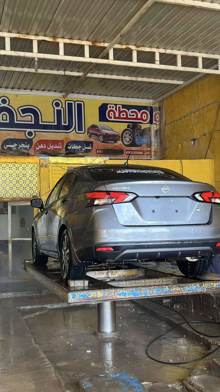 السلام عليكم 
نيسان فيرسا 2024 وارد امريكي السياره كلش نضيفه وحلوه ارباك واحد طاك بيها الي يم الدوسه مال البانزين ضربتها خفيفه حلوه السياره فحص موقت 
اضباره كامله شرط كبل تشد لوحات 
السياره بلنجف  رايدها ب105 وبيها مجال للشراي
الرقم ***********
هواي بيها موصفات ما ذكرتهن
رجائا بس الشراي يتصل
