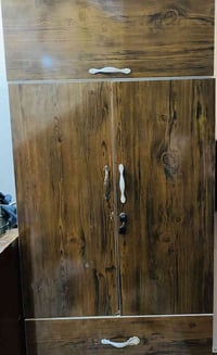 كنتور ثنين باب سعره 100نضافته نفس الي بصوره وتساب 07817415581