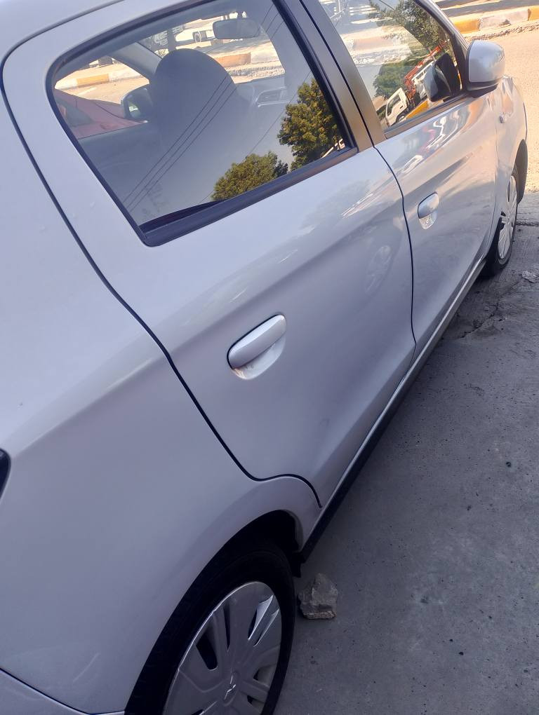 ميراج بيهه بنيد وجاملغ سياره جديده ماشيه ٨٠٠٠كم بعدهه اخت الزيرو مكلف للنشر *********** بغداد, العراق
