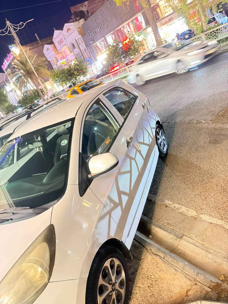 كيا بيكانتو موديل ٢٠١٤حيل نظيف بيها باب سايق وخلف سايق نص صبغ مكينة جبير مرغوب داخل لونين ماشي ١٢٦الف كير مكينة بشرط مامفتوح كلشي عل بلاد تفاصيل اتصل على رقم *********** كركوك, العراق
