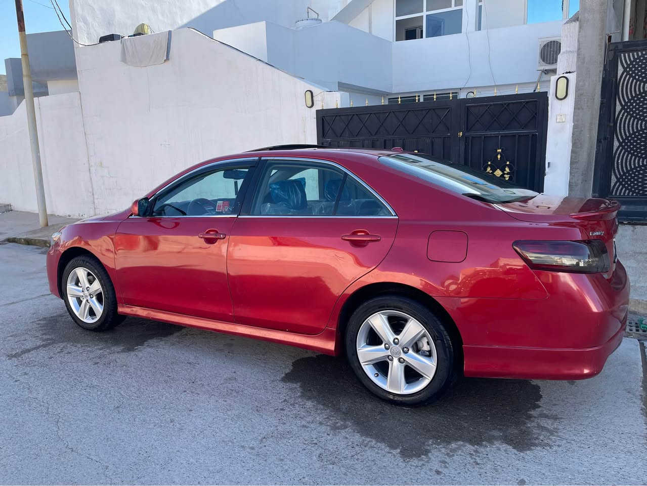 كامري 2010 SE محرك افليون مواصفات سلايد بصمة بيها صبغ بونيد وجاملج وباب سايق باب وره سايق نصها صبغ بدنه بيها اشوية تعديل 
مكان سيارة كركوك
***********
*********** واتس اب كركوك, العراق
