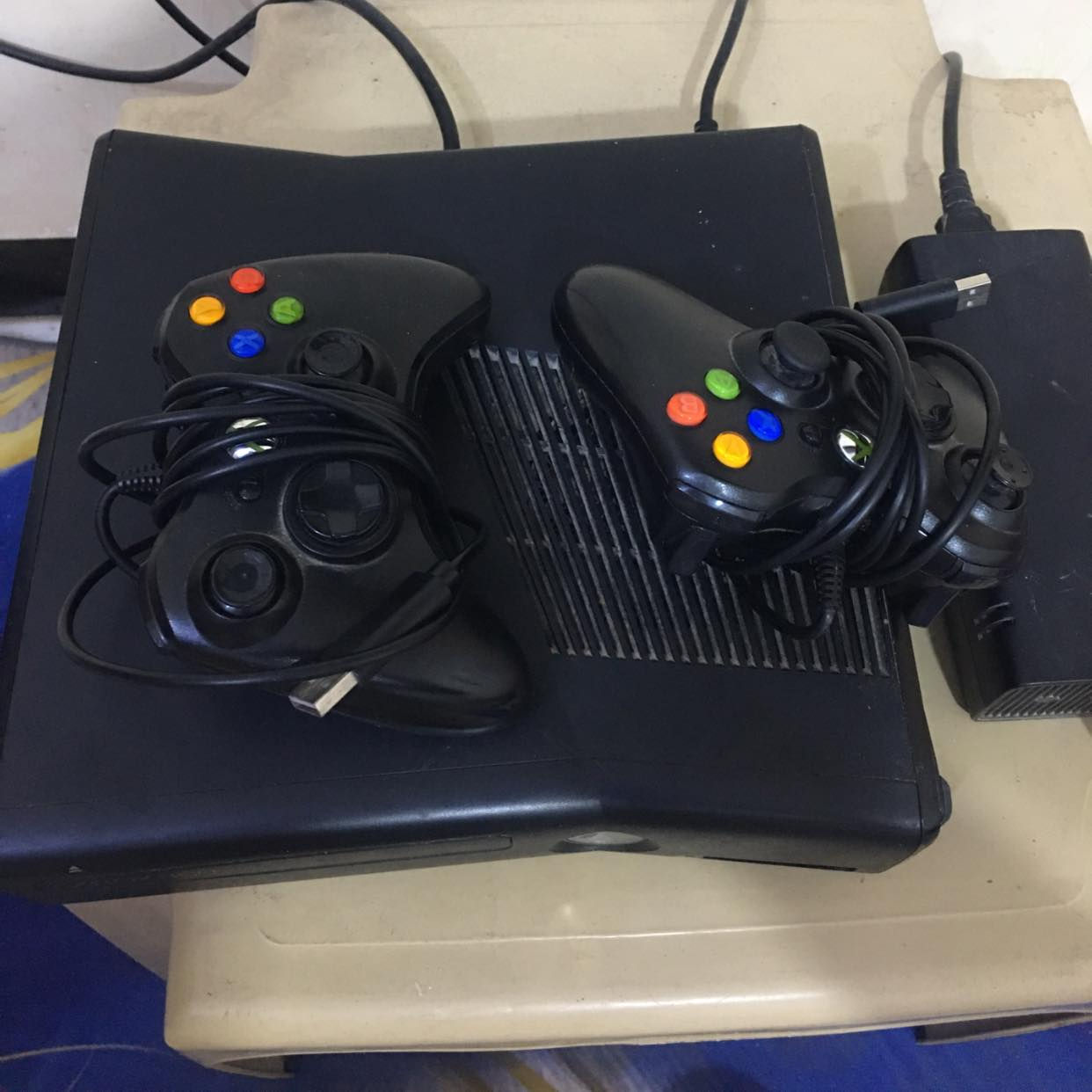 سلام عليكم🫡اكس بوكس للبيع نضيف باله 84لعبه رقم واتساب
جوستك (2)(***********)
