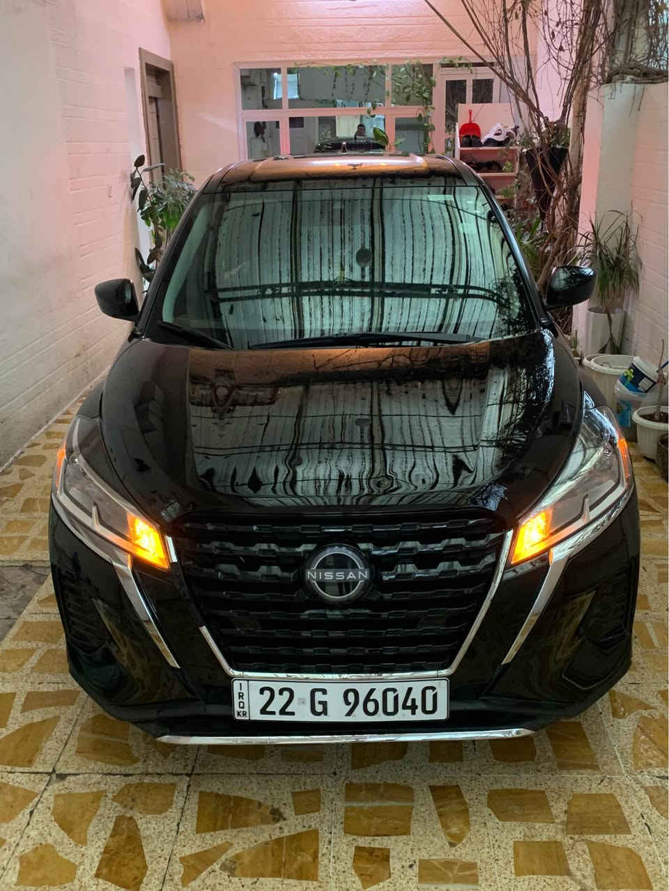نیسان کیکس مۆدیل (٢٠٢٣)وارید ئەمریکی (١٨)هەزار رۆیوە پشتو پێش کەپس تەنیا ١پارچەی سبوخە  بێ داخلی بێ قنجو قۆپ بێ تعدیل سیارەیەکە نموونەیە لە جوانی لە نوێی ماسەفات (s+)مەکینە  کارەبایات گیر هەموو شتێکی بەشەرتە شوێن هەولێر ژمارەی مۆبایل (***********) ….ئەگەر مشیتەری تەلە فۆن بکە… أربيل, العراق
