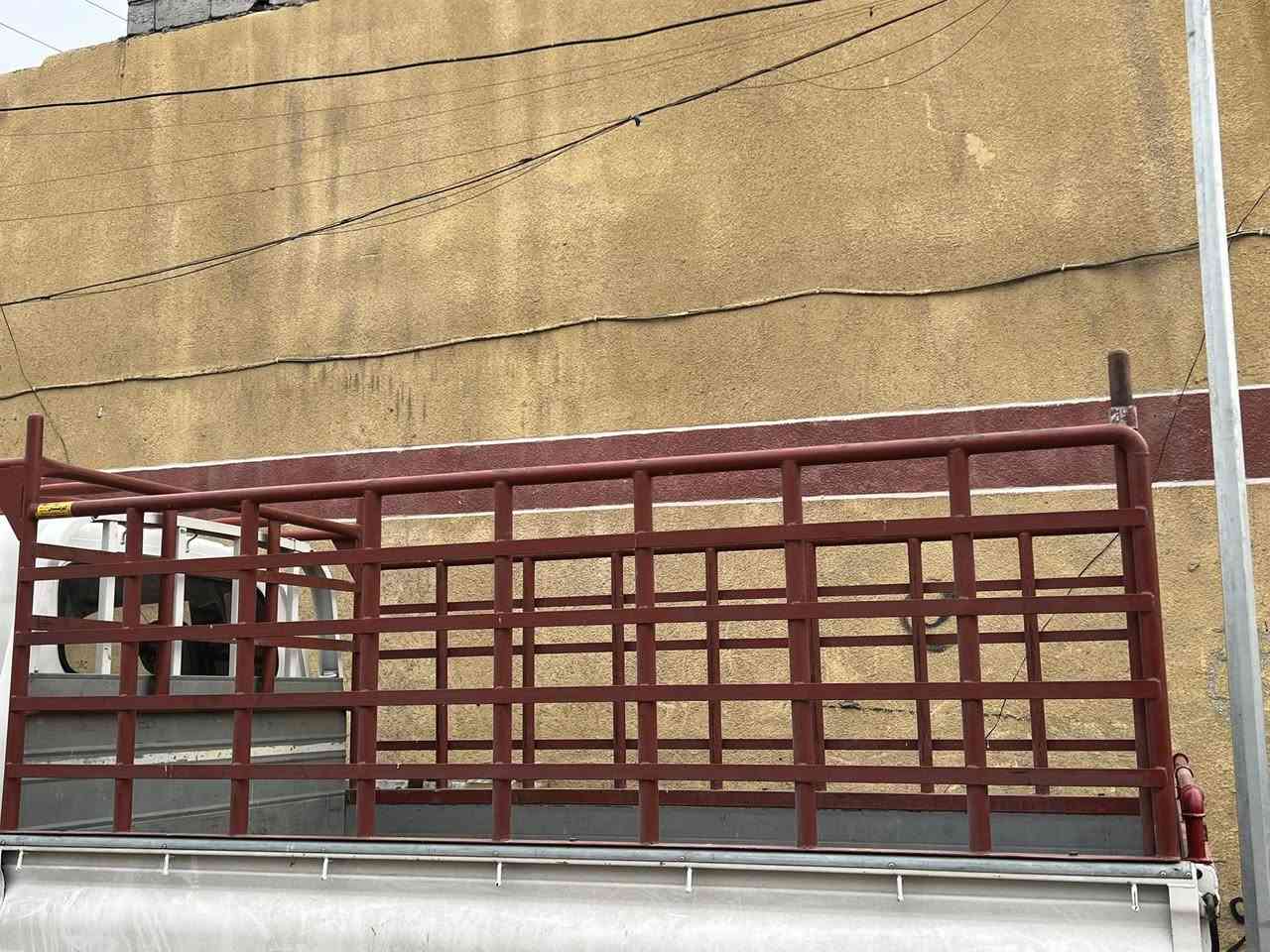 ‏سلام عليكم محجر بوري للبيع ارتفاع 90 / ***********
