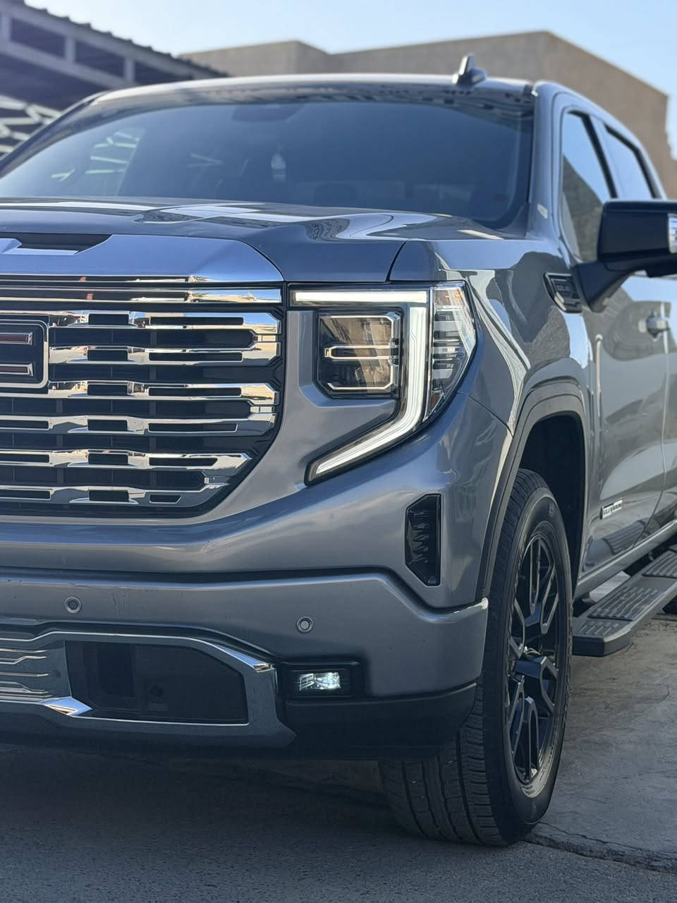 السلام عليكم
جيمسي سيرا 2025 افيليشن اصدار x31 off road علي تعديل من شركة السياره بدون قطره صبغ بي PDR بالجاملغ فقط فول موصفات عدا الفتحه عداد السياره 6000 الف كيلو متر 
5 كامرات 360 درجه
شاشه برو
كير طرح
كشنات جلد وتدفئه
حساسات اماميه خلفيه 
باب خلفي درج 
داتا شو رادار 
جامه خلفيه كهرباء 
جامات 4 كهرباء دكمه وحده تنزل 
فول تحكم ستيرن 
مكينه 5300 لمرغوب 
تخم تاير زيرو
وبعد هواي موصفات 
السعر 445 الف 
مكان السياره الانبار هيت 
***********
