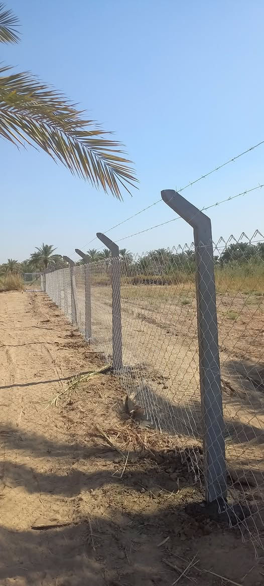 شركت الغدير  مستعدون العمل ونصب اسيجة.  بيارسي. وجادر كرستة  وعمل وحسب المواصفات المطلوبة  وبسعار مناسبة   عمل كافة المحافضات  الاستفسار.   *********** وتساب  ***********علي العقابي
