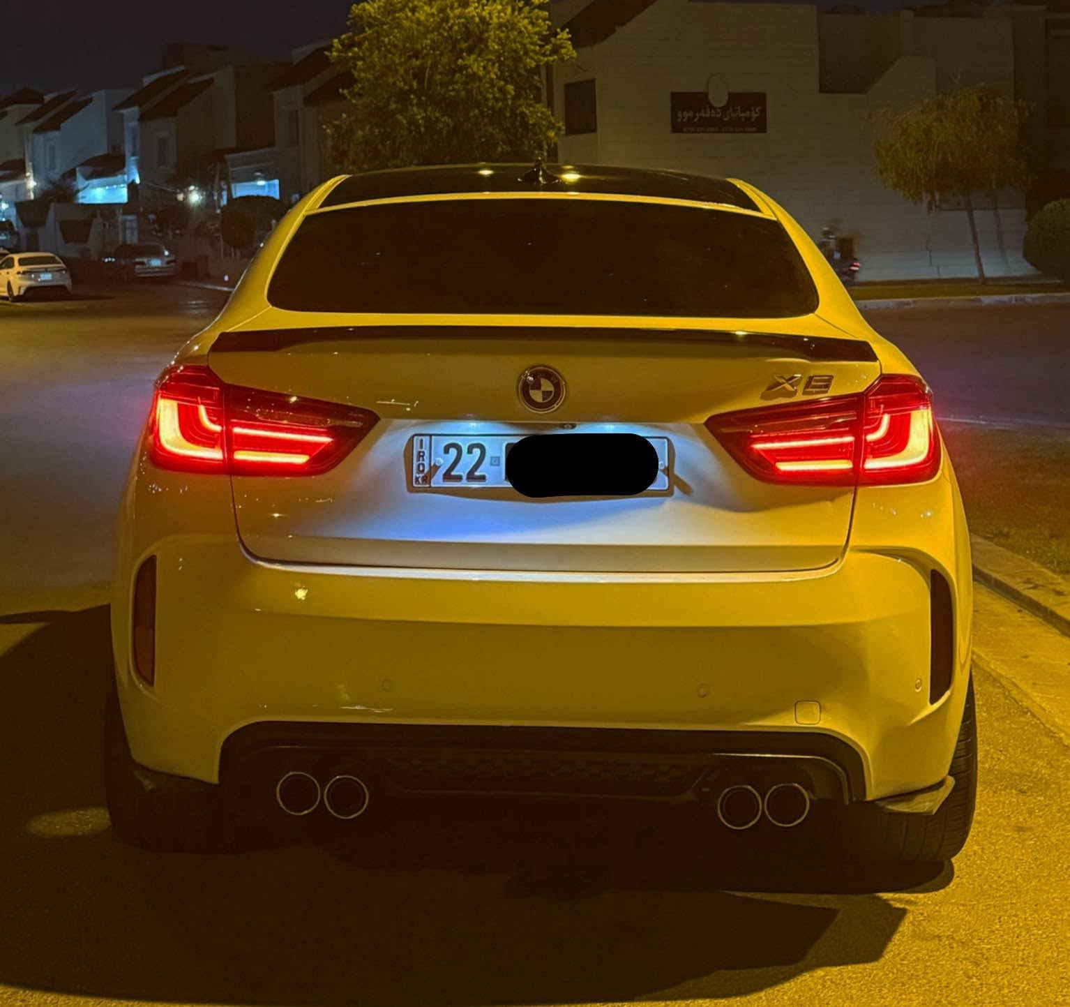 موقع السيارة اربيل  والرقم اربيل سنوية باسمي 
BMW X7 2017 الغنية عن التعريف فول مواصفات (((محرك 6 حجم ال 3.0  ارغب شي بيها 

المواصفات والتفاصيل // 
مواصفات كثيرة سلايد .. بصمات تشغيل .. داخل جلد .. ٤ فتحات صالنصه رياضي … شفتات ستيرن … 
سيارة بمعنى الكلمة مميزة جدا جدا 
خارج السيارة وداخله جدا جديد للامانه ترايها حلو ممتاز 
محرك كير صدر تبريد شرط الفحص 
ماشيه 
100 m 

الضرر .. قطعه وحده صبغ البنيد بدون داخل ابد ابد 
 مرفقة صور امريكا مع الاعلان وكذلك متوفر فديو لكافة تفاصيل السيارة الي يحب يشوفه يراسلني عل واتساب وبالخدمة 

ملاحظة .. السيارة مضلله بيه موافقة طبعا 80 % من مرور اربيل 
وكذلك مذكور بالسنوية ابيض سقف اسود 

هزه وفحص كله جديد سنوية باسمي مباشرة تحويل باسم المشتري 

السعر 277 ورقه وبيه مجال بسيط للشراي واتشرف بالجميع 
للتواصل  رقمي 
واتساب متوفر كذلك 
*********** أربيل, العراق

