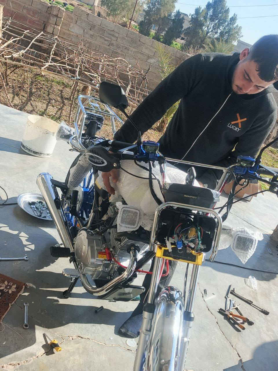 السلام عليكم    دراجات للبيع
نامي برو وجبه جديه  موديل 2026

محرك 200 كلج وبريك دهن 

ابو الكله مستخدم شي قليل كلو شركه شرط موديل 2024للبيع 

للأستفسار اتصل وتدلل ***********
