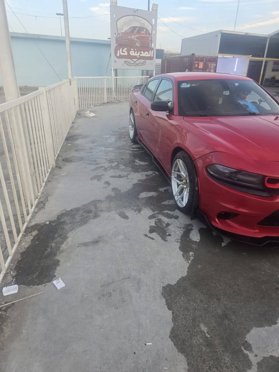 دوج ١٧ أصل سته سلندر مرتبة نظيفة ضربة جاملغ الايمن مكانها سماوه السعر ١٩٠ وبيه مجال ***********
