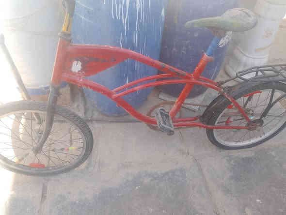 مكلفه بنشر بايسكلات للبيع نضيفات شراي هذه رقم صاحبهن***********
