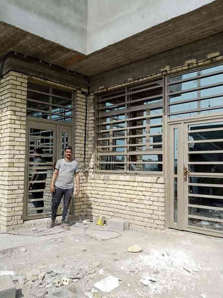 محل حداده سيد نمر الاعرجي جميع انواع الشبابيك والأبواب والمسقفات اسعار مناسبه نعمانيه طريق الشوملي قرب الجسر الاخضر استفسار علي الارقام ***********/***********
