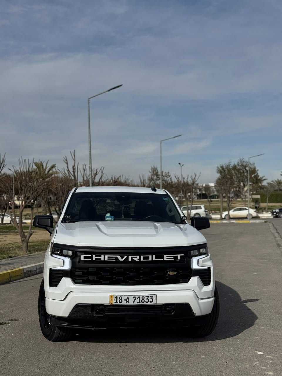 السلام عليكم
سيارة للـبيع 
شوفرليت سلفادور مواصفات كوستم المعروفـه

تشغيل عن بعد

فتح باب البدي عن بعد

كاميرا خلفية

شاشة أبل كاربلاي

المصابيح الامامية لد

8وسادة هوائية

تحديد مسار

ردار امـامي

مثبت سـرعة

كير 8سرعات

سـعة المحرك 2700تيربو

محرك4سلندر تيربو

عداد50455الف كيلومتر 

حادثـة 3قطع

جاملغ امامي جهة سكن و باب سكن و جاملغ خلفي جهة سكن يعني ضربه جهة سكن بس 

فجوج بريمبو

قاصة مخفية..

تخم تاير جديد 2025

رقم بابل الجديد والسنوية الجديده السيارة ب اسمي 

صافية من غرامات 

تحويل وكالة بشرط

كير محرك كفالة وبشرط

سعـر السيارة253وبيهـا مجال

اذا مو شراي. لا تتصل
 
للتواصل ***********
وتساب
