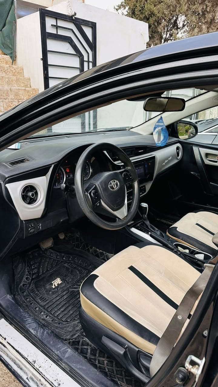 السلام عليكم
سياره كورلا LE

موديلها 2017

سياره مرتبه وناصبه

مواصفاتها

تحكمات ستيرن 

ثلاث انضمه قياده (ايكو ،نورمال،سبورت)

شاشه كار بلي ،شاشه

رقمها اربيل،. دولي

تحديد مسار

مانع انزلاق 

ضررها اربع قطع 

للاستفسار ***********
