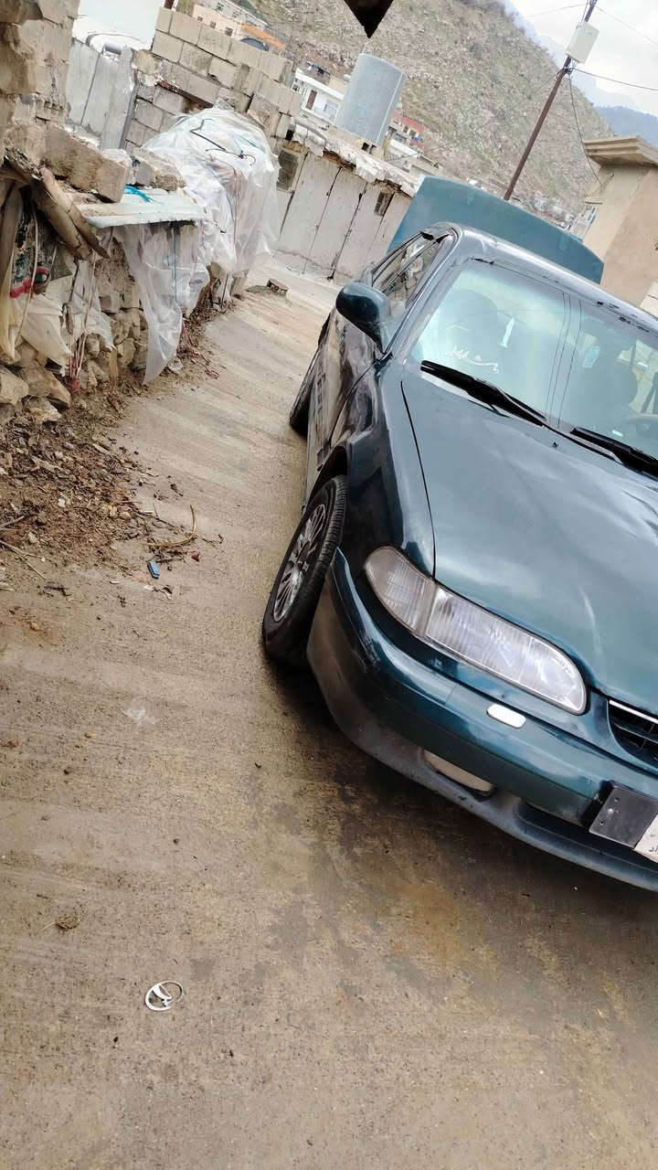 بسم اللە الرحمن ارحیم 
لەسەر ئیزنی ئەدمین❣️
هۆندا سۆناتا مۆدیل 1996 ئاڕم پلاستیک سلیمانی مەکینە هەشت و بەخ بەشەرتی گێڕو مەکینە ئەوەلیات و حاسیبە مرور
لاشەی جوان ماوەتەوە خایس و ڕزیوی نیە
20گەڵاو مامەڵەیەکی برایانە شوێن سەرگەڵوو پیرەمەگروون
ژ.ت *********** شربازهير, السليمانية
