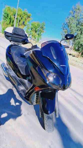 البيع فورزا صفر عشره رمبه شرط مامفتوح  السعر 15ورق عنواني موصل جانب اليسر
*********** ***********xxx
