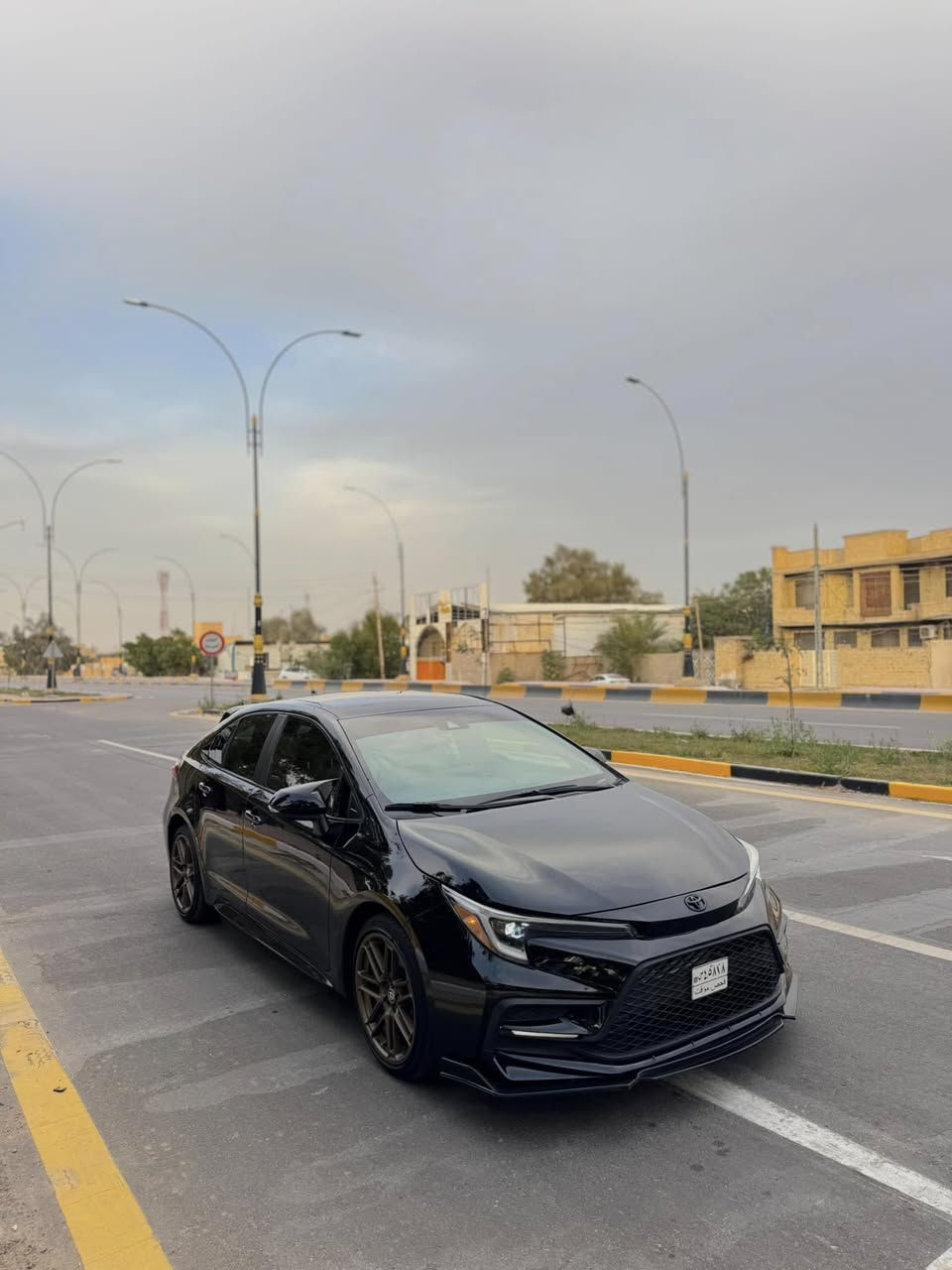 كورلا 2024 se 
بلاك توب 
جدا نضيفة السيارة وجديدة 
مرقم كربلاء شهداء وكالة باسم المشتري ( الرقم مجاني )
السيارة ويل كب / بصمة / لد امامي / لد خلفي / بصمة / سايد بريك بصمة / سستم صوت جي بي ار / رادارات ٣٦٠ درجة 
مكان السيارة كربلاء 
السعر 158$
للاستفسار 
***********
