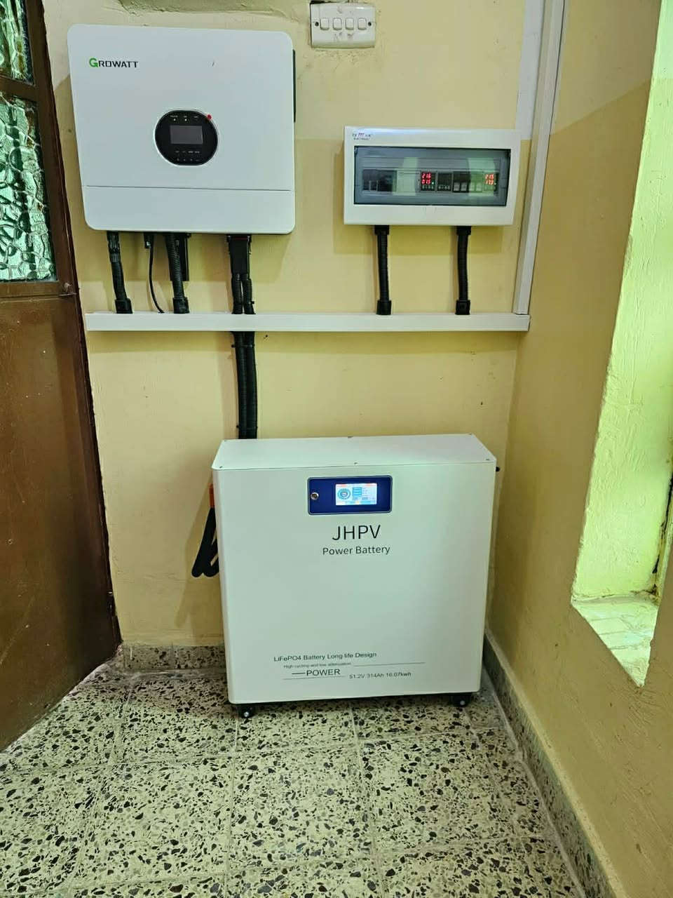 الطاقه الشمسيه - صارت يمنه بالقسط ع ماستر كارد رافدين 

🌞انسى انقطاع الكهرباء وبالقسط  المريح لحاملي ماستر🌞

-متوفر حجم المنضومه من 8 امبير الى 60 امبير ليلي ونهاري -

-مع ضمان لمده 5 سنوات بالمنضومه كامله -صيانه مجانيه-

☀️ SUNPOWER | الحل الهندسي الأمثل للطاقة المستدامة-

تجاوز عهد المولدات وضجيجها، لا نقدم مجرد معدات، بل نصمم أنظمة طاقة شمسية ذكية تواجه أقسى الظروف المناخية في العراق.

💎 القيمة التي نقدمها لك:
• تحمل حراري فائق: بطاريات الليثيوم بتقنية LVTOPSUN المصممة لصيف العراق.
• حماية ذكية: نظام Safe-Guard لضمان استقرار التيار وحماية الأجهزة الحساسة.
• كفاءة اقتصادية: استقلال تام عن المولدات ورفع قيمة عقارك الاستثمارية ضمانات حقيقه صيانه مجانيه 

-البيع بالنقد او القسط لحاملي ماستر كارد رافدين 
-مده الاقساط لمده 18 شهر 

📞 تواصل معنا
 ***********-استفسار على المنضومات 
• عثمان العزاوي

📞تواصل معنا 
*********** -
***********-
مسعد أبل -للاستفسار ع اسعار النقد والاقساط 

..طاقتك، استقرارك، ومستقبلك.

-موقع -واسط الزبيديه -قرب فلكه الساعه -مجاور كفاح الحلاق 

- مكتب مسعد ابل للهاتف النقال
