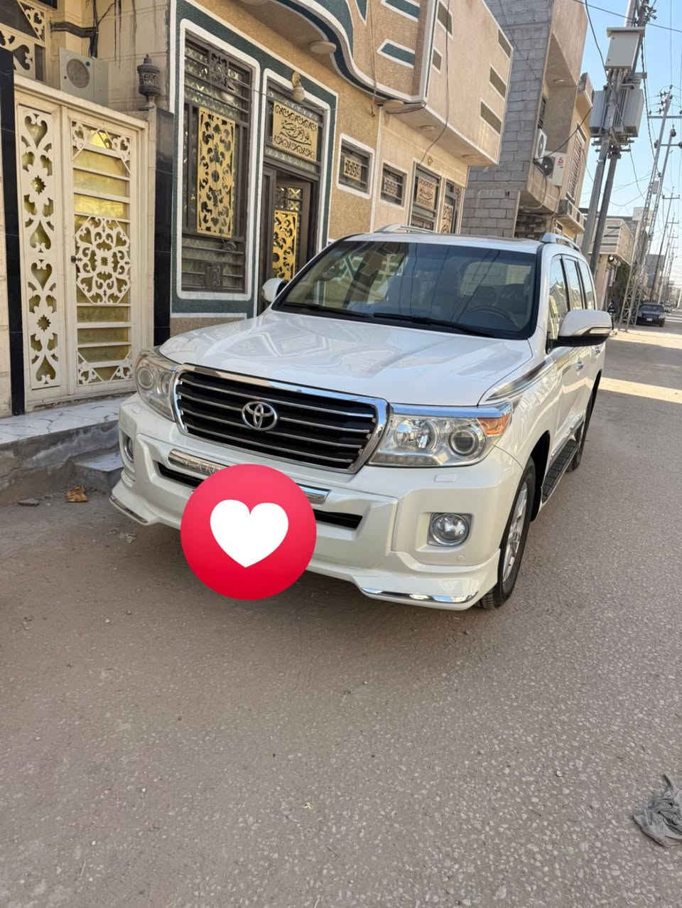 لاندكروز GXRموديل 2014رقم بغداد مميز انگليزي الجديد
سيارة جداً نضيفة من مكينه كير حداديه تخم تاير كله نضيف داخلها بيجي 
فتحه سقف سلايت 
بصمه تشغيل بصمه ابواب 
شاشه تاب كبيرة كامرة دوارة 
مري شفط وقلاب عند الرجوع
لايت زينون بلاجكتور زينون بلادي
يدات ابواب نيكل طفاية بلادية جهة الصدر 
السعر 365 وبيها مجال جداً بسيط 
السعرجداً مناسب بالنسبة المديلها ونضافتها 
 مكان السياره ذي قار الناصرية
هاتف *********** 
اتصال وبي كل البرامج
