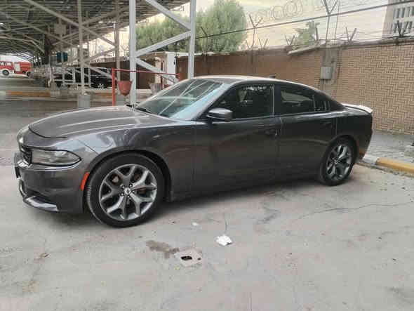 دوج جارجر موديل ٢٠١٧  sxt محرك V6
3600 كير محرك كفاله اكسل كفاله
ماشيه ١٠٠ ميل موصفاته معروفه شاشه تحكم ستيرن بصمه بصمت تشغيل عن بعد سياره وراد حادثه جملغ بنيد مبدل نفس لون وصبغ جملغ خلفي فقط واني صبغته ع ايدي لان بي بارد جان سعره ١٦٩ ورقه وماكو هيج موديل بهيج سعر تحويل وكاله حاضر مكاني بغداد الكرخ حيفا *********** بغداد
