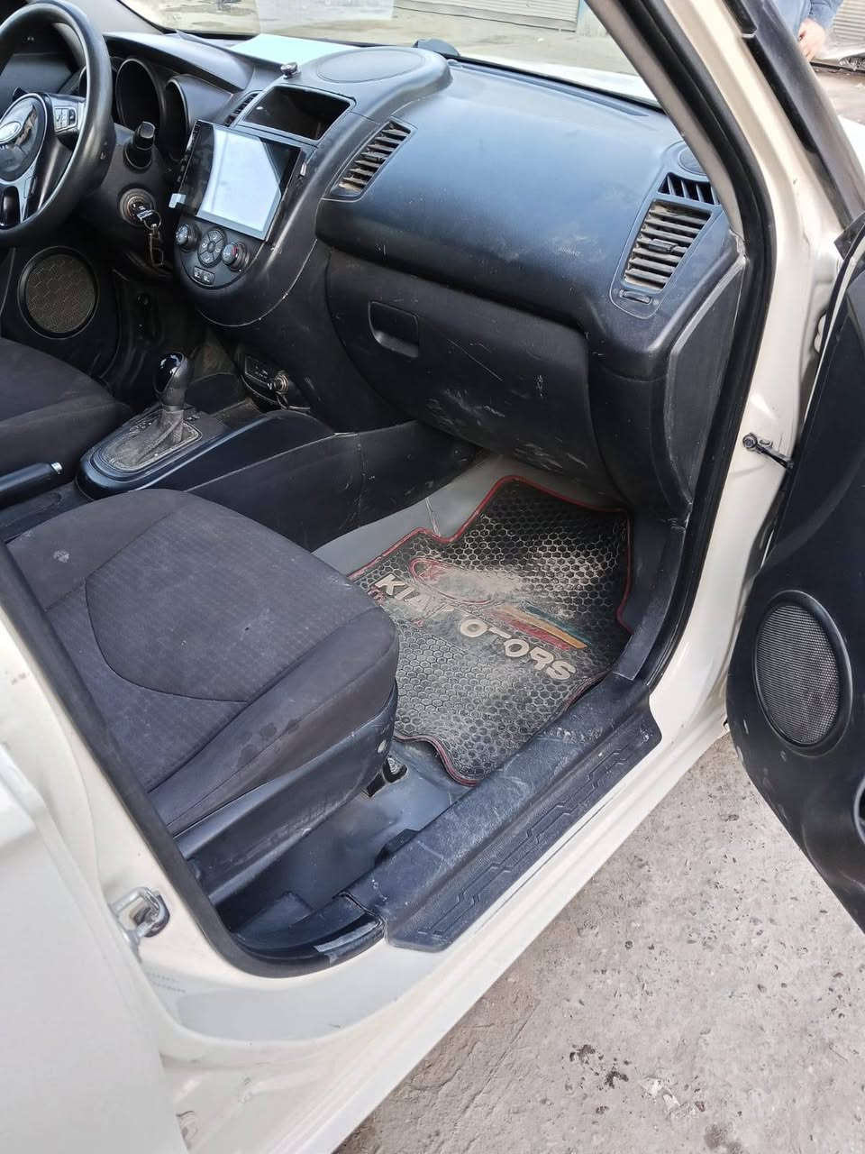 سلام عليكم صول 2013أمريكي مكينة 1600GDIبابل سنويتها إلى 2029مكينة كهربائيات تبريد تدفئة جاهزة حداديتها 90بالمية جاهز مكانها الحلة مركز مدينة السعر 73بيها مجال بسيط للتواصل والاستفسار على الرقم *********** صبغ سمكرة تبديل كله واضح بالسونار
