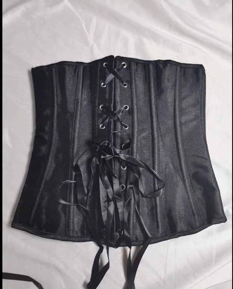 عرض الجمال ودلال يمنه وبس بمناسبة شهر مضان الفضيل سويت الكم عرض علئ التوصيل اطلب قطعة توصيل 4 الف
اطلب 3 قطع توصيل 3 الف  اطلب 5 قطع توصيل الفين 
سارعو واستغلو العرض لمدة يومين فقط
🔥🔥🔥🔥🔥🔥🔥🔥🔥
✨ مشد حليمه الأصلي ✨
إذا تريدين قوام مشدود ومتناسق بثواني 💃🔥

يشد البطن والخصر ويرتب منطقة الظهر بطريقة مريحة بدون ما يضايقك 👌
قماش مرن وعملي تلبسيه تحت أي لبس ويعطيك شكل أنحف وأنعم فوراً ✨
مناسب للاستخدام اليومي وثابت طول اليوم بدون ما يلف أو ينزلق 💕

إطلالة مرتبة، ثقة أعلى، وجسم منحوت بأبسط طريقة 💖
القياسات XL 

#توصيل_كافة_المحافظات


**إذا كنت صاحب هذا الإعلان وتريد حذفه لأي سبب، رجاءا أرسل رسالة إلى الدعم الفني**