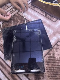 ايباد 11برو ماكس  ايباد 9 مكسوره شاشتهن اثنينهن سعرهن 350 07705697111 ...