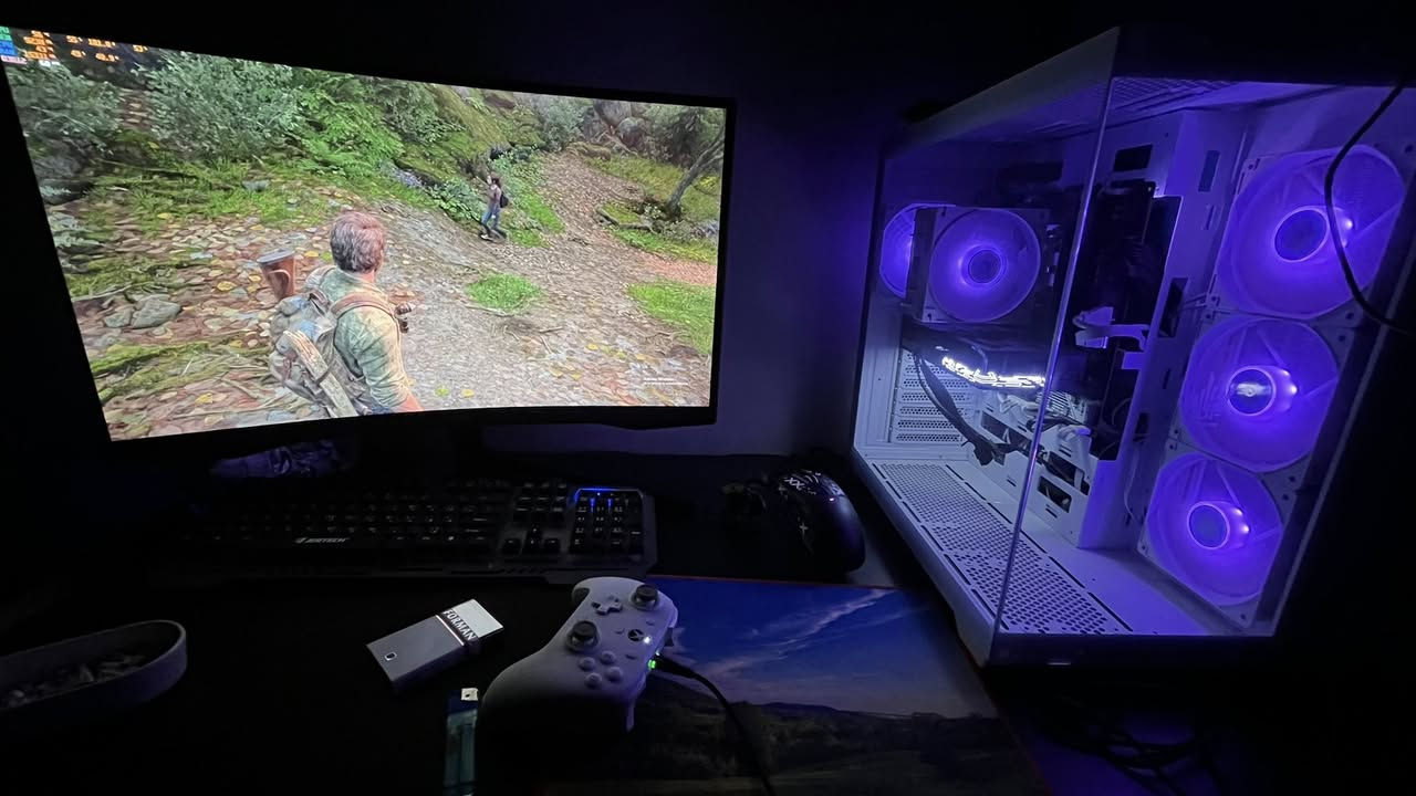 سلام عليكم سيت اب كامل للبيع
الكيس 
i5 14400f 
AsRock B760M pro D5
Lexar 32gb 5600
Galax 5060ti 16gb 
1T
750 watt 
كيس ابيض زجاجي 
الشاشه 
2k
ips
165hz
شاشه كيرف من سامسونك ادائها يخبل مال مراجل 
باقي الامور
Ups falcon 2000w online 
Mouse attack shark x11
Keyboard ميكانيكي تجاري
Headset محيطي يمشي الحال
ميز كيمينك RGB من Fantech
كرسي كيمينك مريح ومرتب 
ابيعها كامله الافضل لان محتاج فلوسها
قيموها كامله والي يشوفها تناسبه يتفضل واتساب او يتصل ع الرقم مو دائما موجود ع الفيس 
***********
