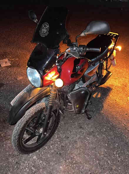 السلام عليكم 
دراجه بوكسر جبلي مديل 2023 رقم ( انكليزي بغداد ) سنويه بسمي تحويل ثاني يوم نظيفه حيل اخت الجديد السعر( مليونين و 600 ) وبيها مجال بسيط و للشراي يتصل على الرقم *********** نفس الرقم بي واتساب
