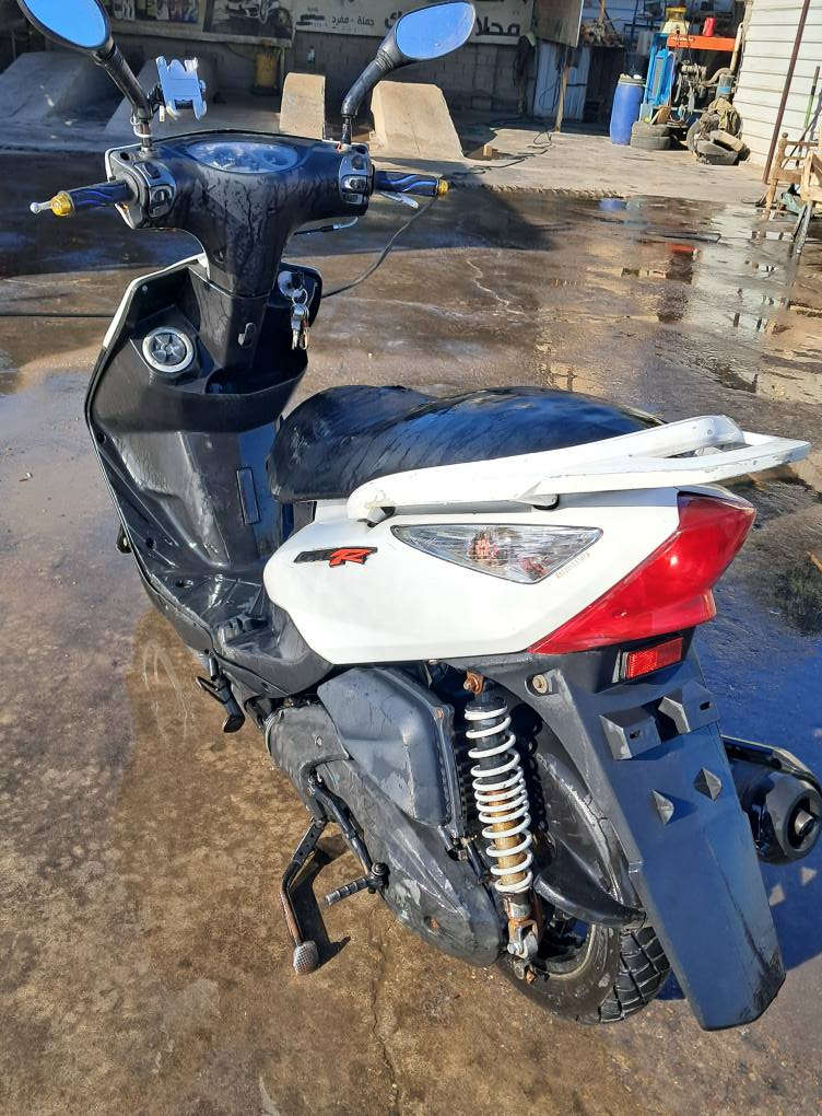 للبيع دراجة نارية — ياماها ماكس (ثعلب)
للبيع دراجة ياماها ماكس ثعلب بحالة ممتازة جداً
استعمال نظيف، جاهزة للاستخدام اليومي بدون أي مصروف.
🔧 الحالة الفنية:
المكينه قوية وناعمة
الإطارات جديد
صرفية وقود اقتصادية
الشكل مرتب جداً
💰 السعر: 600 (قابل للتفاوض بالمعقول)
📍 الموقع: بغداد – الحسينية
📞 الاتصال: [***********]
الدراجة جاهزة للمعاينة والتجربة
