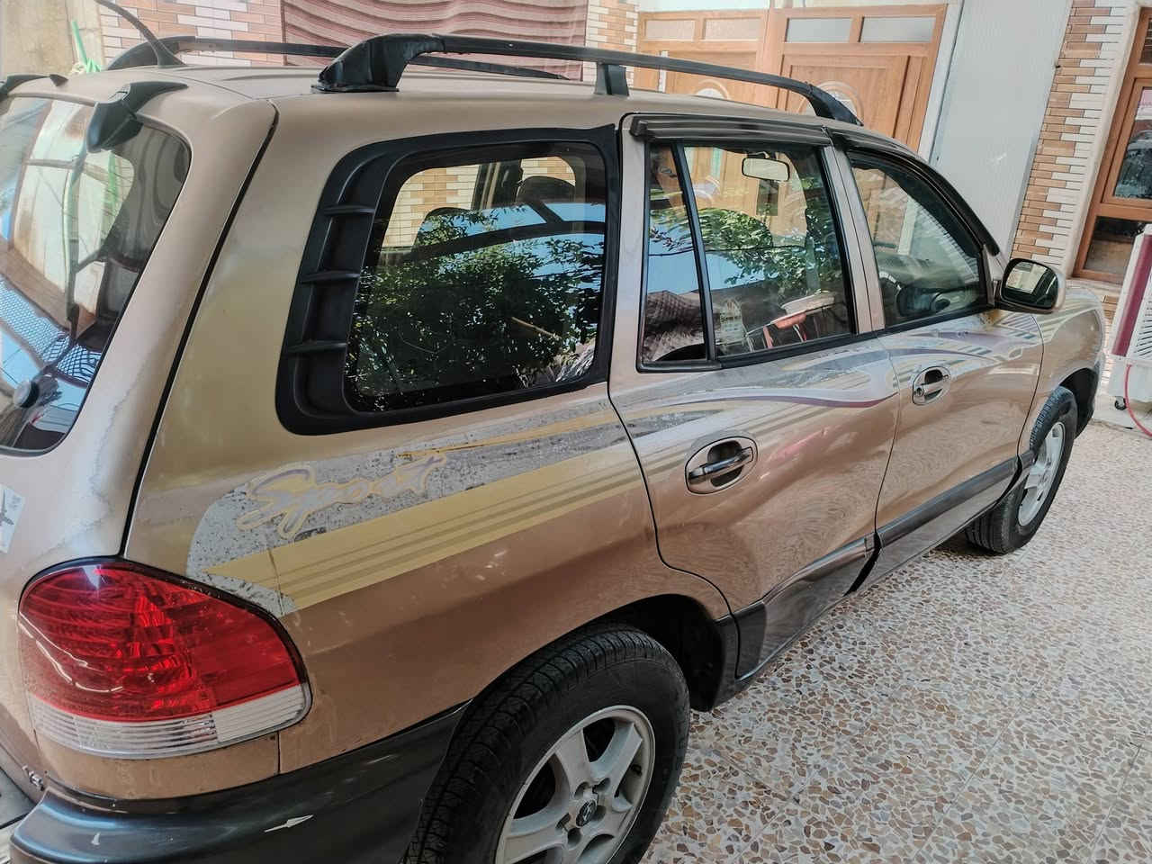 للبيع فقط
سنتافي 2001
سنويه ورقام جديد بسمي
كير محرك بشرط جديد
محرك 6 سلندر 
تخم تايرات صدر امامي وخلفي جديد
تبريد ثلج بشرط
وتدفه شغال
كهرباياتها كلها شغاله جامات كهرب
تحكم مري
مثبت سرعه
شاشه
كاميرا
تخم ويل كبات
حتى السبير ويل كب 
جاهزة من كل نواحي
كلشي بسيارة شغال 
السيارة بيها بوند وجاملغات الامامي صبغ بخ فقط بدون دواخل مال تقحيل
والسيارة جاهزة ومال بيت ربع ما بيها مصرف
سعرها 78 وبيها مجال بصيط للشراي رقمي ***********
مكاني سهل نينوى برطلة
