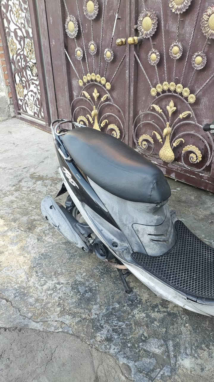 السلام عليكم للبيع ماكس نكره كامله السعر 550 وبيه مجال مكان حي القاهره ***********
