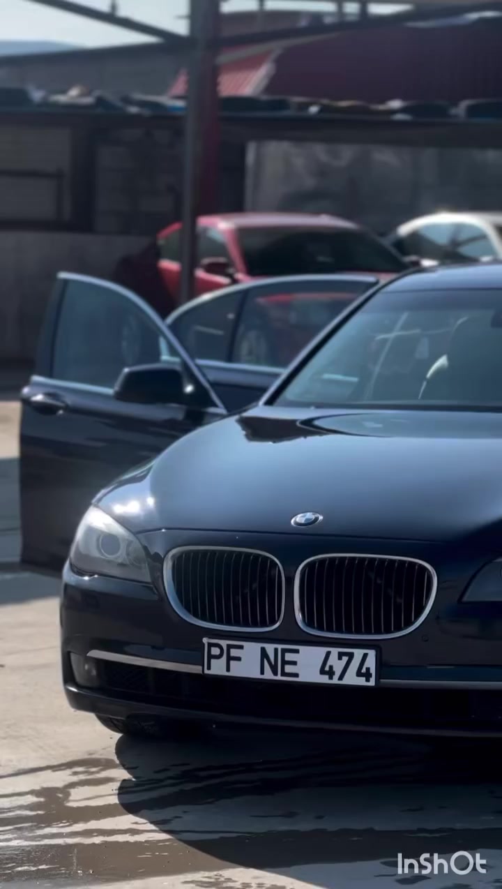 BMW 
740i
بیئێم مۆدێل (٢٠١١)
مەنەفێس کامل (٢٠٢٥) داخڵ بوە 
کامێرە ٣٦٠ پلە 
درگا ساحب
سڵایت
داتاشۆ
لایت عەدەسە
بێتۆڕبۆv6
گێڕ کوبرا
بەشەرتی گێڕو مەکینەو پێشو دوا کەپس
بۆ زانیاری زیاتر پەیوەندی بکە بە (***********)
