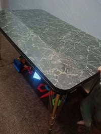 طاولة • العلاوي بغداد • سعر بسيط