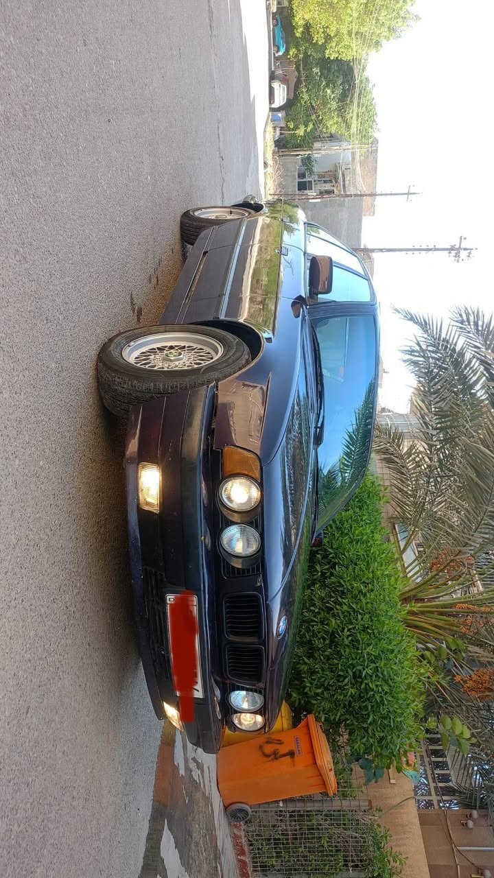 سلام عليكم بيم دبليو للبيع حجم 525 كير عادي سياره كير محرك تبريد مكفولات سياره احلى من صور سياره فول مواصفات سياره مكفوله من ضربه سياره باسمي تحويل ثاني يوم سعر سياره 55وبيها مجال مكاني بغداد كاظميه رقم الهاتف *********** خطي ثاني ***********
