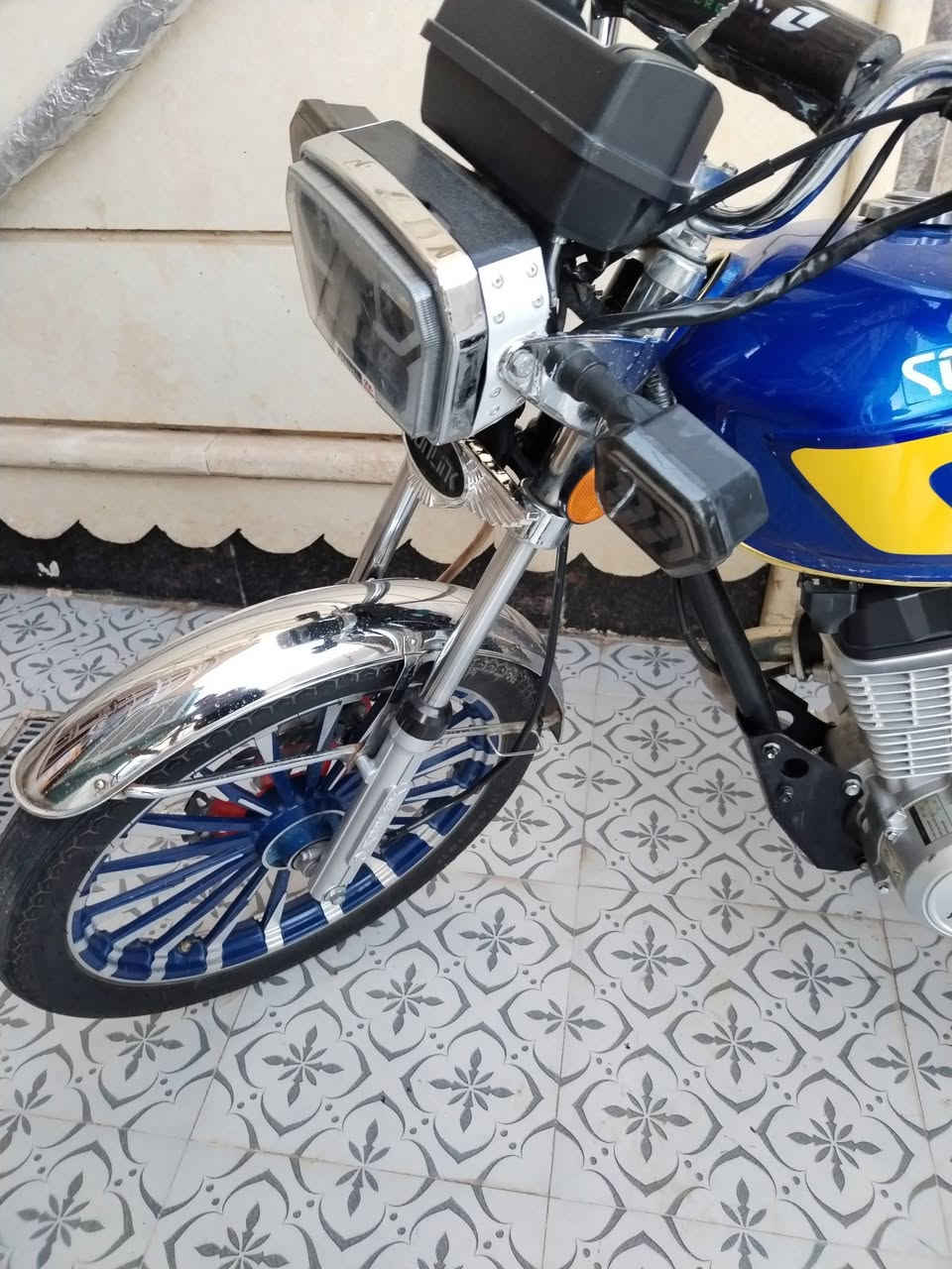 سلام عليكم دراجه للبيع موديل 2024 محرك 200 ضاغطه زنجيل السعر اتصل ***********
